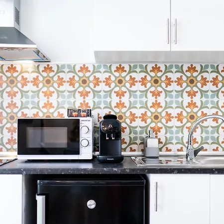 Reyes Albaicin * Гранада