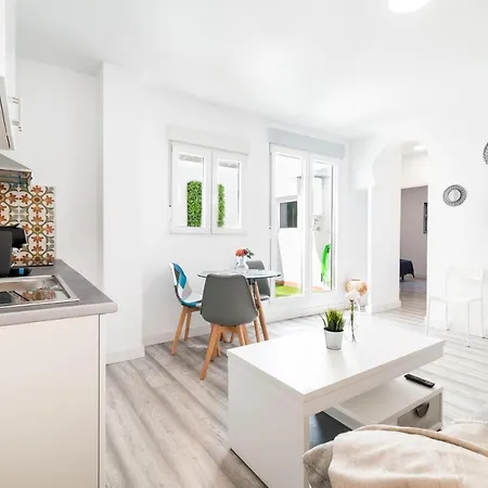 Reyes Albaicin Апартаменты *